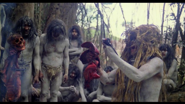 Bộ Tộc Ăn Thịt Người Cannibal Holocaust